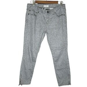Free People Gray Lace Print Ankle Zip Skinny Jeans Size 29 Cropped Gray Green